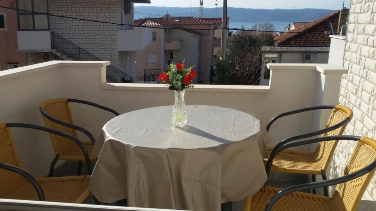 Apartment Biskupovic Dugi Rat Luaran gambar